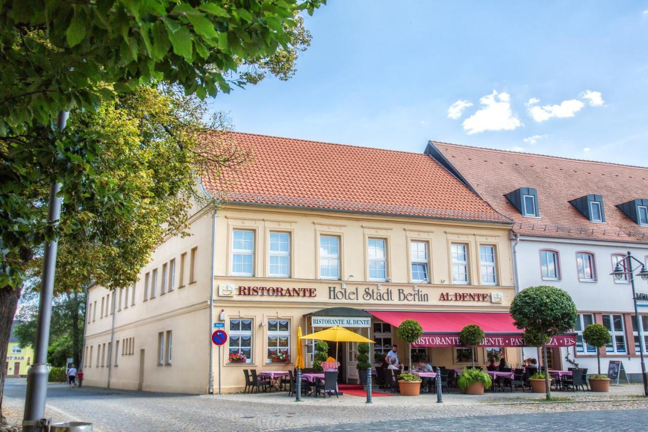 Hotel Stadt Berlin Jessen Dış mekan fotoğraf